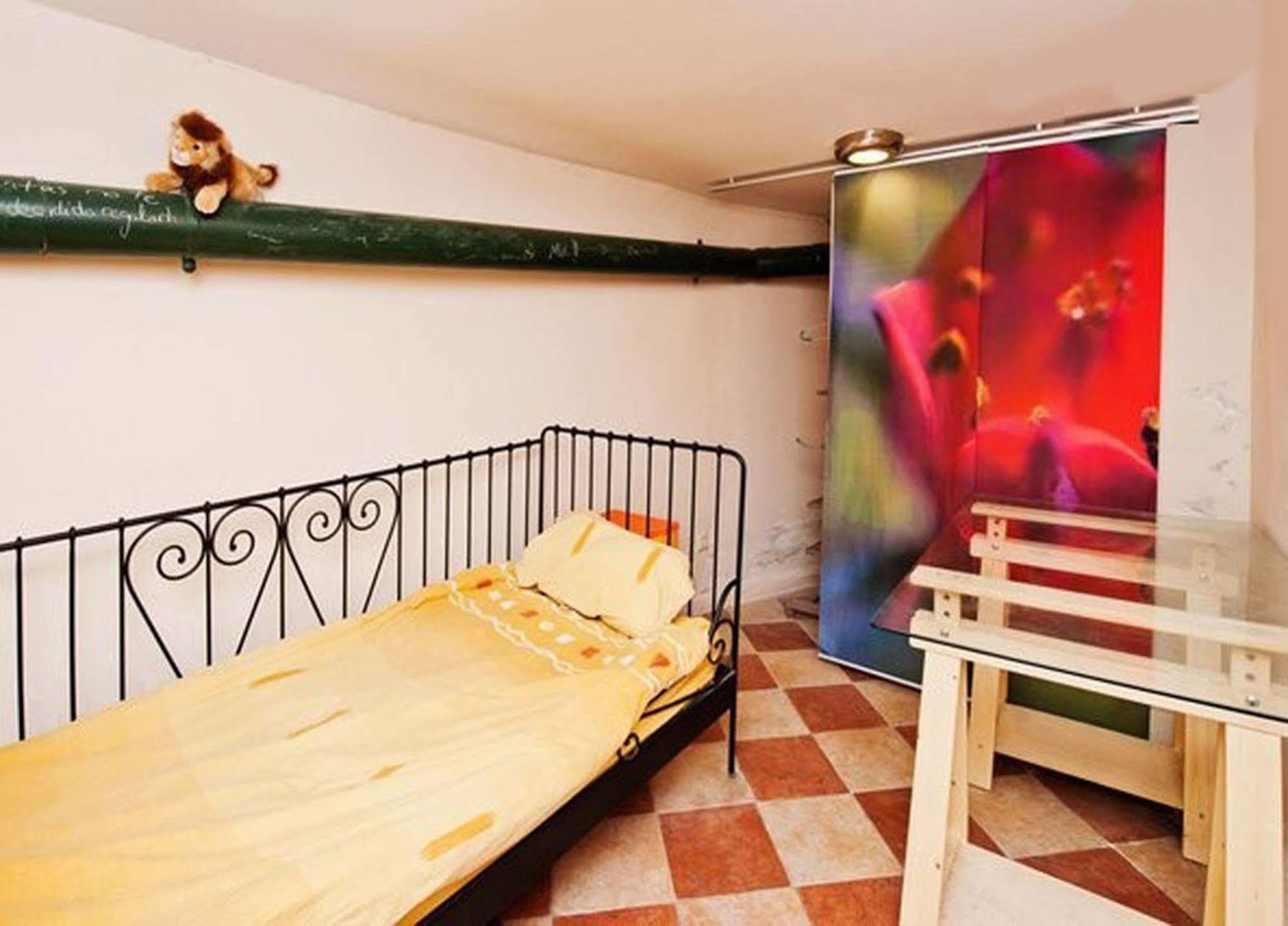 Casa Gatos Lägenhet Toledo Exteriör bild